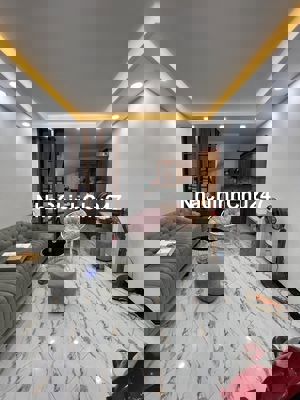 Chính chủ bán nhà Hoàng Mai - Ô tô tránh - nhà đẹp nở hậu ở ngay