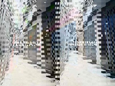 Bán nhà chính chủ mới nội thất cao cấp