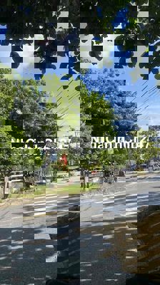 chủ gửi lô bá tùng1 đường 5,5m sát mai đăng chơn