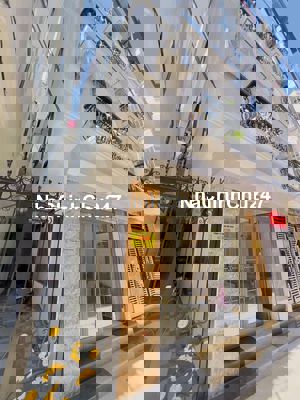 CHỦ CẦN BÁN GẤP NHÀ NGÔ QUYỀN