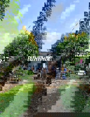 Chính chủ bán mảnh nhà Vườn 2540m2, giá 600 triệu, Ngay UBND Tân Hiệp