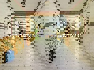 CHỦ BÁN GẤP,  NHÀ MẶT TIỀN  ĐƯỜNG XT ,SÁT PHẠM VĂN CHIÊU, P14, GÒ VẤP