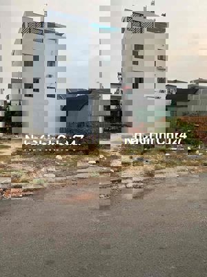 Chủ Ngộp Bán Gấp Nền Đất Vew Biển Cần Giờ, 100m2 Thổ Cư Sổ Hồng Riêng