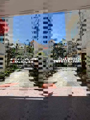 Chính chủ bán nhà Chung Cư Xa La. Cầu Bươu. Hà Đông. Hà Nội Lô góc toà