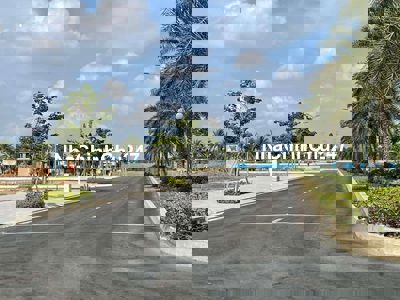 Bán đất chính chủ có sổ hồng năm ngay sân bay Long Thành giá 1 tỉ.