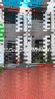 CHỦ ĐI NƯỚC NGOÀI BÁN NHÀ tại CẦN ĐƯỚC, LA, 100m2, chỉ 1,390 triệu