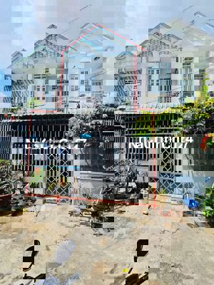 Vào ở ngay – Nhà 1 trệt 1 lầu – Sổ đỏ chính chủ – Giá rẻ bất ngờ!