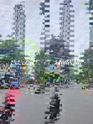 Tôi chính chủ cần bán lô đất 150m2 vuông vức ngay trung tâm kiệt rộng