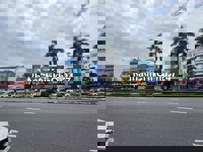 Chính chủ gửi bán Nhà 3 tầng MT Điện Biên Phủ vị trí kinh doanh sầm uấ