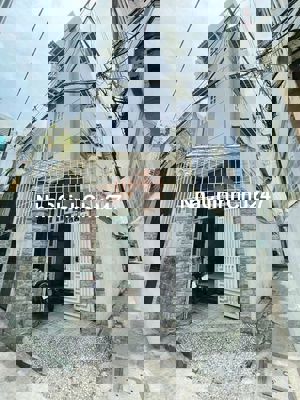 Nhà chính chủ giá tốt 1 trệt 3 lầu sân thượng 55m2 đất - 6.5tỷ