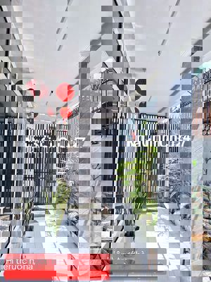 (CHÍNH CHỦ) BÁN NHÀ GÓC 3 MẶT TIỀN,NGANG KHỦNG 8M,NGAY CHỢ THỦ ĐỨC