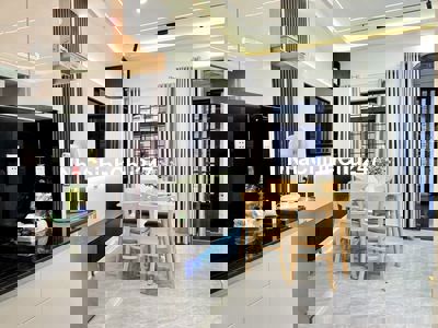 CHỦ BÁN GẤP – GIẢM 500TR CÒN 4.98 TỶ –3 TẦNG, 3PN – KHU PHAN XÍCH LONG