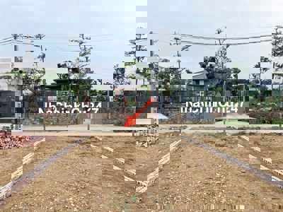 Chủ cần tiền bán nhanh lô đất 100m2 đẹp tại trường Sĩ quan lục quân