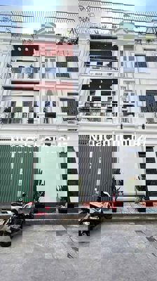 BÁN NHÀ CHÍNH CHỦ 5 TỶ 4 PHÒNG NGỦ CÓ SÂN THƯỢNG GẦN TRƯỜNG HỌC CĐ ĐL