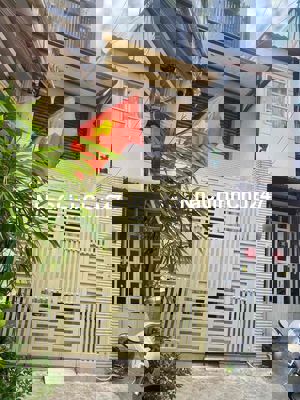 GẦN Q1 , PHAN ĐĂNG LƯU BT - 4TX .NHÀ CHỦ 1 ĐỜI