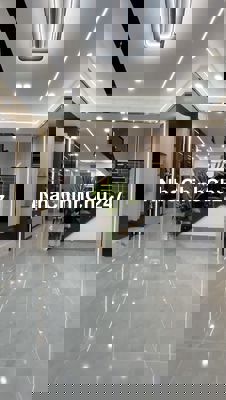 Chủ cần bán gấp nhà đẹp 2L, ngay TT Thủ Dầu Một ,SHR, công chứng ngay