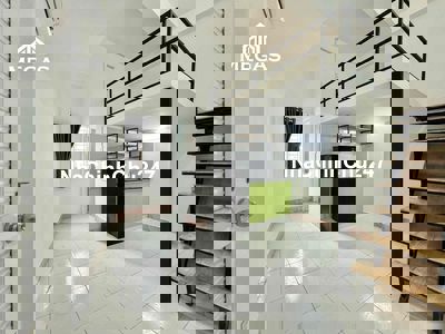 DUPLEX 30m2 CỬA SỔ TRỜI - GẦN VÒNG XOAY DÂN CHỦ