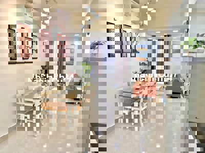 Chính chủ em cần bán căn hộ The Park Residence như hình