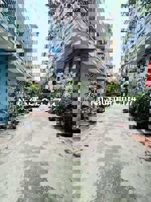 CHÍNH CHỦ BÁN NHÀ 40M 4 TẦNG - HOÀNG LIỆT PHÂN LÔ VỈA HÈ KINH DOANH