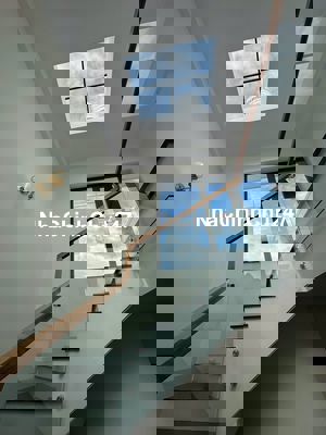 ·Bán nhà Chính Chủ chỉ nhỉnh hơn 8 tỷ tại Trung tâm Phường Thủ Đức.