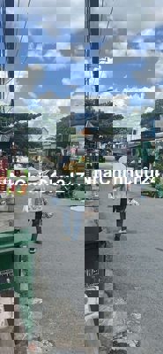 Nhà chính chủ khu sinh viên