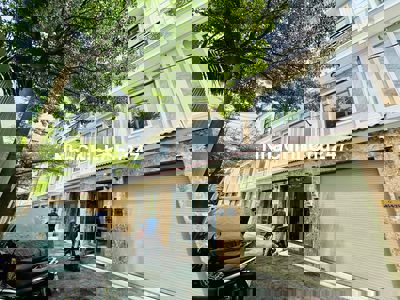 CHỦ ĐẦU TƯ BÁN NHÀ MỚI - TRỤC QUỐC LỘ 13 -GIÁ CHÍNH CHỦ- SỔ HỒNG RIÊNG