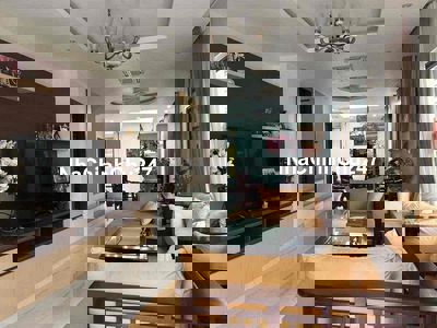 CHÍNH CHỦ cần bán Gấp NHÀ LIỀN KỀ VĂN QUÁN  gần HỒ VĂN QUÁN.