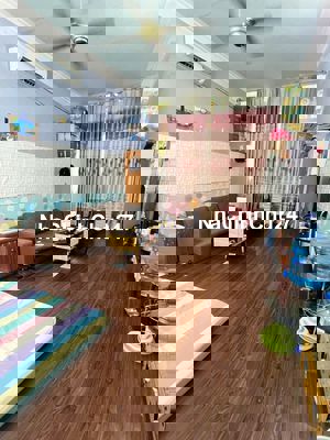 CHÍNH CHỦ BÁN ĐẤT TẶNG NHÀ 3 TẦNG 1 TUM