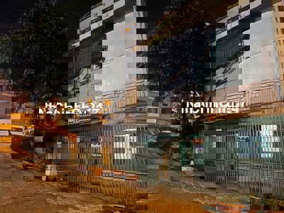 Chính chủ cần bán nhà có 2 mặt tiền và một mặt bằng kinh doanh