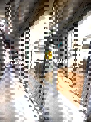 Chính chủ bán nhà ngõ. 147 tân mai .1 nhà ra oto