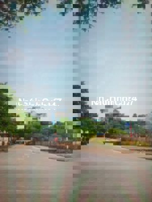 Chính chủ bán lô đất mặt tiền đẹp tại Long Biên