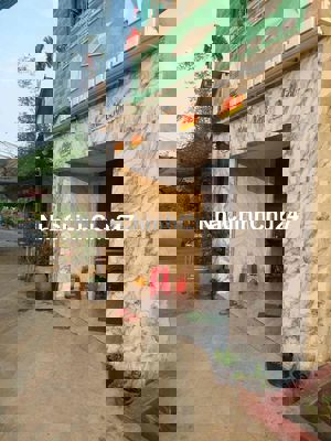 em chính chủ cần bán