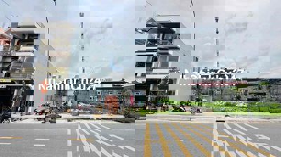 Đất chính chủ cần tìm chủ mới mặt tiền đường Tân Thuận q7 full thổ cư