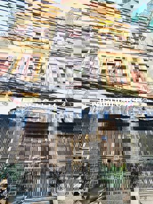 Mình chính chủ bán nhà 119 ngõ 663 trương định 5 tầng oto kinh doanh