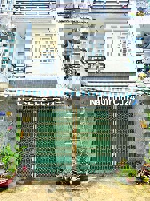 chính chủ cần bán căn nhà 5 m 13 m lâu