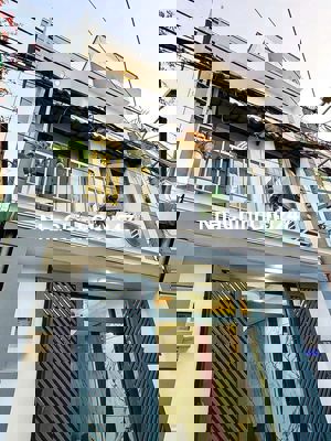 Ban nha moi dep chinh chu tang noi that cao cap