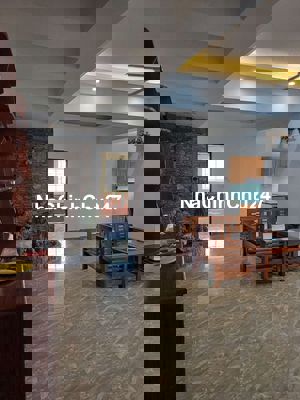 Chính chủ cần bán căn hộ chung cư tại lĩnh Nam dt 126m 3p ngủ lô góc