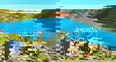 Đất chính chủ view Hồ, 61m mặt tiền, giá chỉ 369tr.