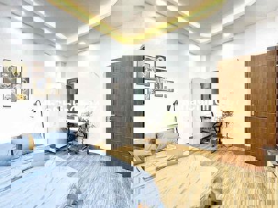 CĂN HỘ ĐẸP TIỆN NGHI NGAY CHỢ PHẠM VĂN BẠCH CHÍNH CHỦ - THANG MÁY