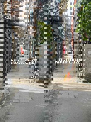 Chủ nhà cần bán gấp nhà An Dương Vương, Phú Thượng