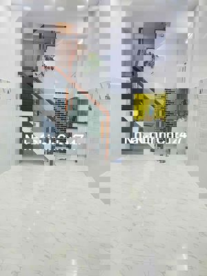 NHÀ CHÍNH CHỦ CẦN BÁN GẤP GIÁ RẺ NGAY TÂN BÌNH