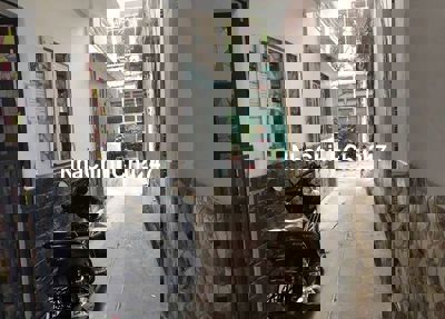 Bán nhà chính chủ đường Cách Mạng Tháng 8 Quận 3