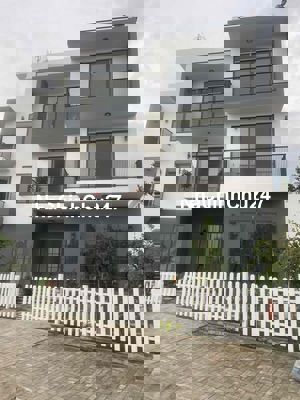 Chính chủ cần bán 2 nền nhà phố liền kề The Star Village