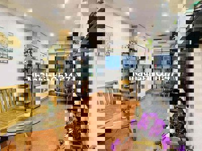 chính chủ- bán căn 2 ngủ view thành phố tại Hồng Hà chỉ 4 tỷ