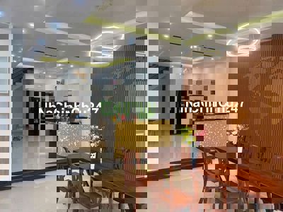 Chính chủ cần tiền bán gấp nhà trung tâm thành phố Quảng Ngãi