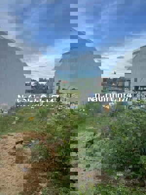 Chính chủ đất đẹp, cách ĐT 605 vài bước chân