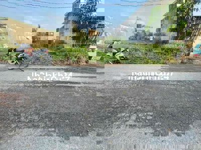 Chủ Ngộp Cần Bán Gấp Đất QL22 300TR Ngay TT Thị Trấn Củ Chi