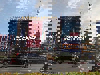 Gấp gấp chủ bán nhanh để xử lý công việc