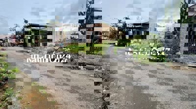 Chủ cần bán lô đất ngộp thổ cư hơn 800m2 giá 790tr