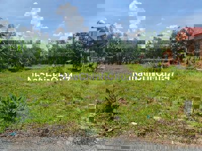 Chính chủ cần bán đất mặt tiền đường nhựa full thổ cư